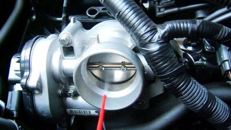 大众速腾怎么清洗节气门