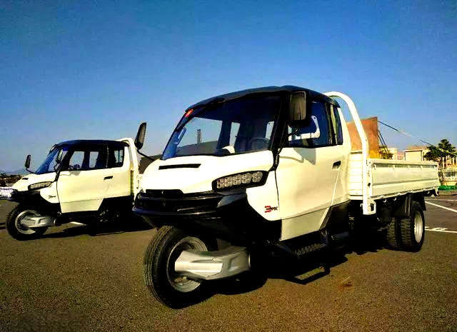 颠覆性设计!3mx迈昂三轮汽车上市