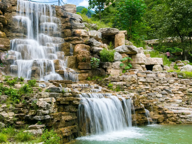 富春江附近的旅游景点图片