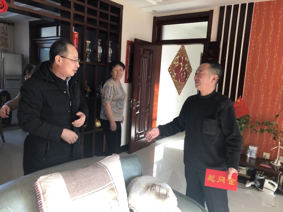 董永祥一行开展春节慰问活动