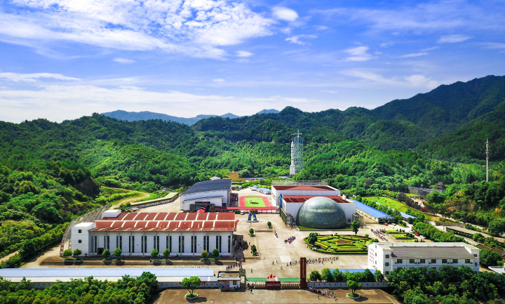 横店国防科技园内有"陆战之王",有神舟飞船:国之利器,一步步走来