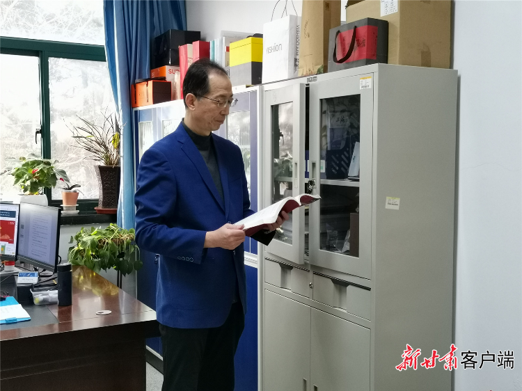 「履职故事」刘兴荣委员:加强甘肃公共卫生体系建设 推进"健康甘肃"