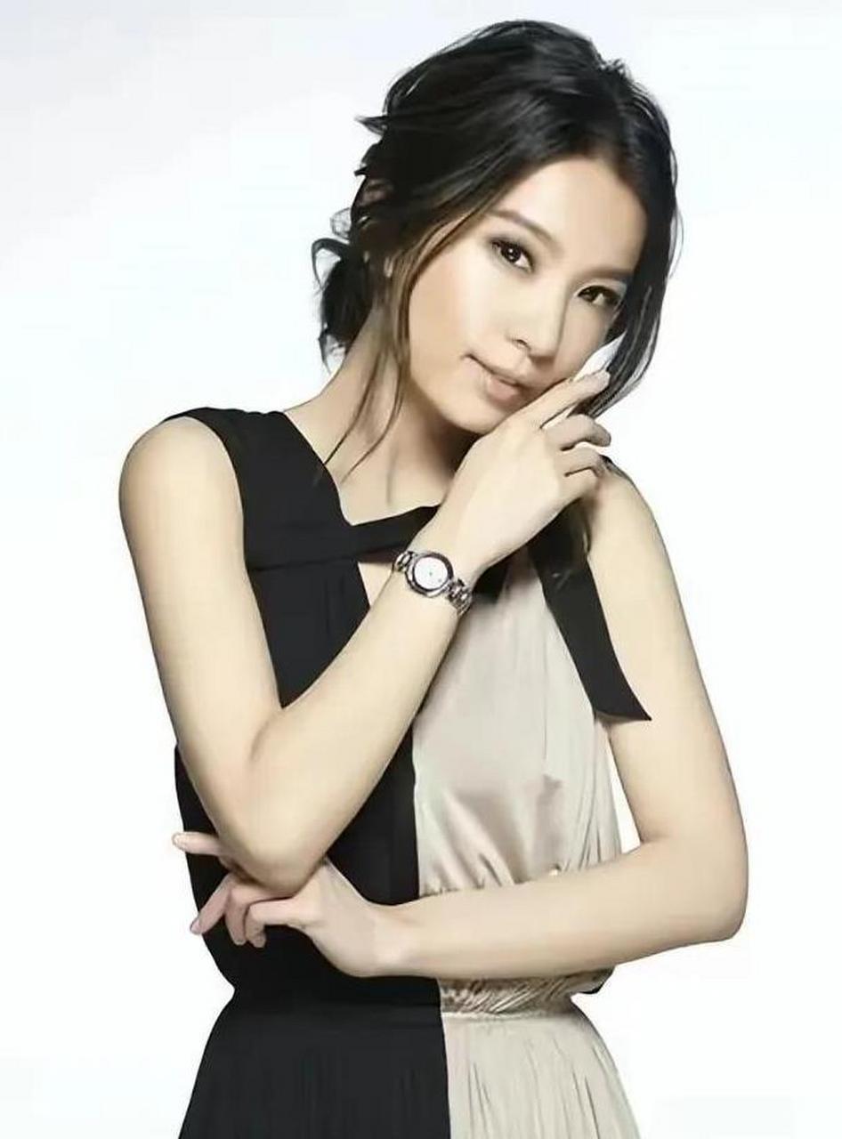 e演员陈嘉桦参加了《浪姐4》,得到了节目组的厚待,但是节目组在播放s.