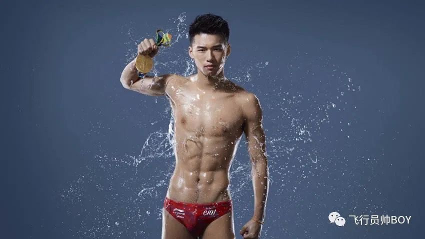 如何拥有陈艾森一样完美的腹肌身材