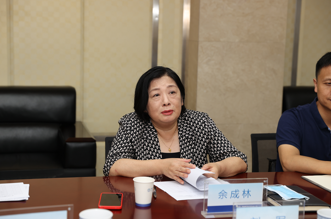 安徽省政协副秘书长余成林一行来院调研