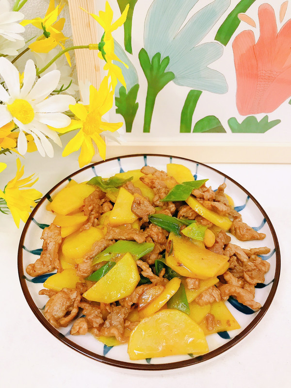 土豆炒肉片做的对,脆嫩满足又美味