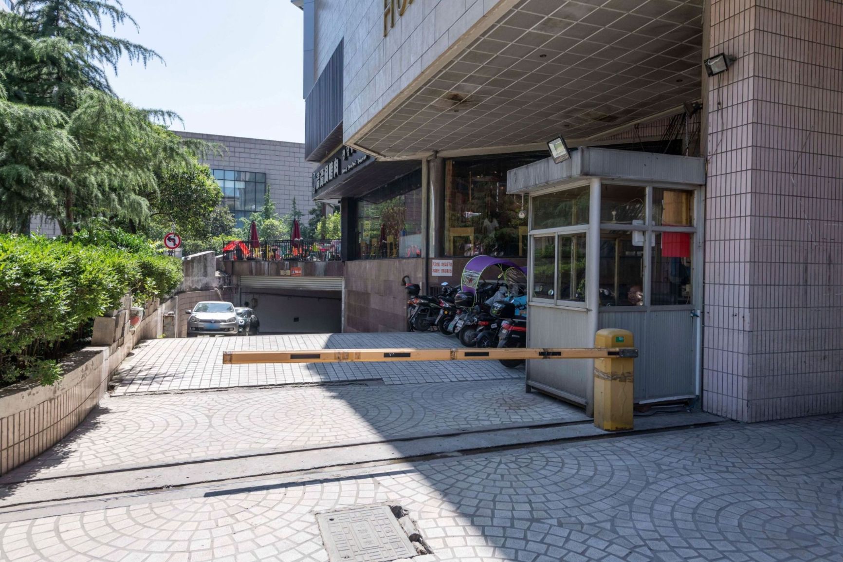 华新大厦|南京市鼓楼区中山路优质写字楼物业推荐