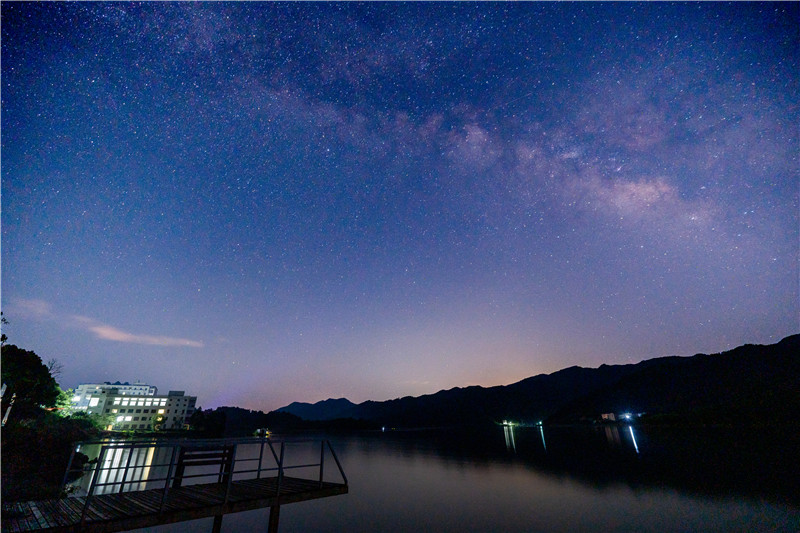 星空美景,庐山艺术特训营的夜
