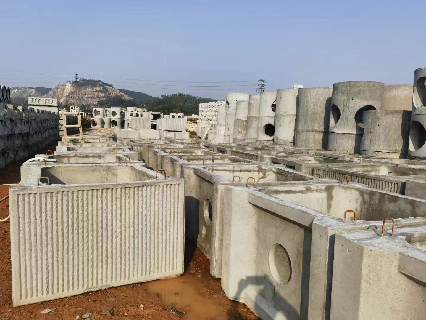 广州河道护坡景观挡土墙模具箱式挡墙模具产品问题解答保定京伟