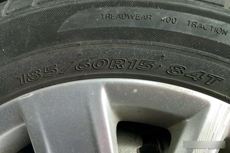 捷达车轮胎型号是多少