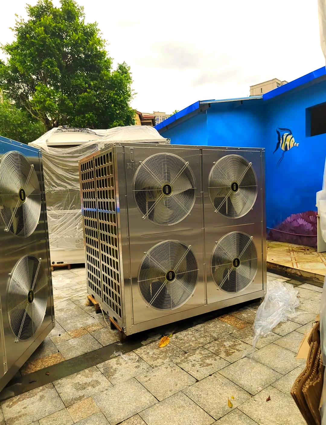 案例分享:温泉度假酒店热水系统成功升级为聚腾不锈钢空气能