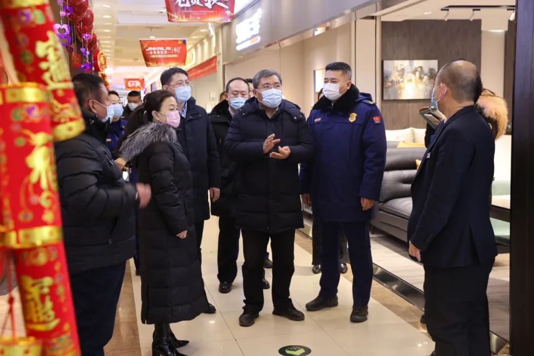 道外区区委书记杨慧,区委常委副区长刘福鹏深入辖区开展节前消防安全