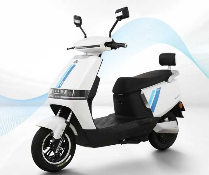 上班20km,求推荐合适的小刀长征版电动车车款?