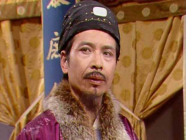 王熙凤的母亲是宁国府的小姐,贾敬的姐妹吗?一个字告诉你答案