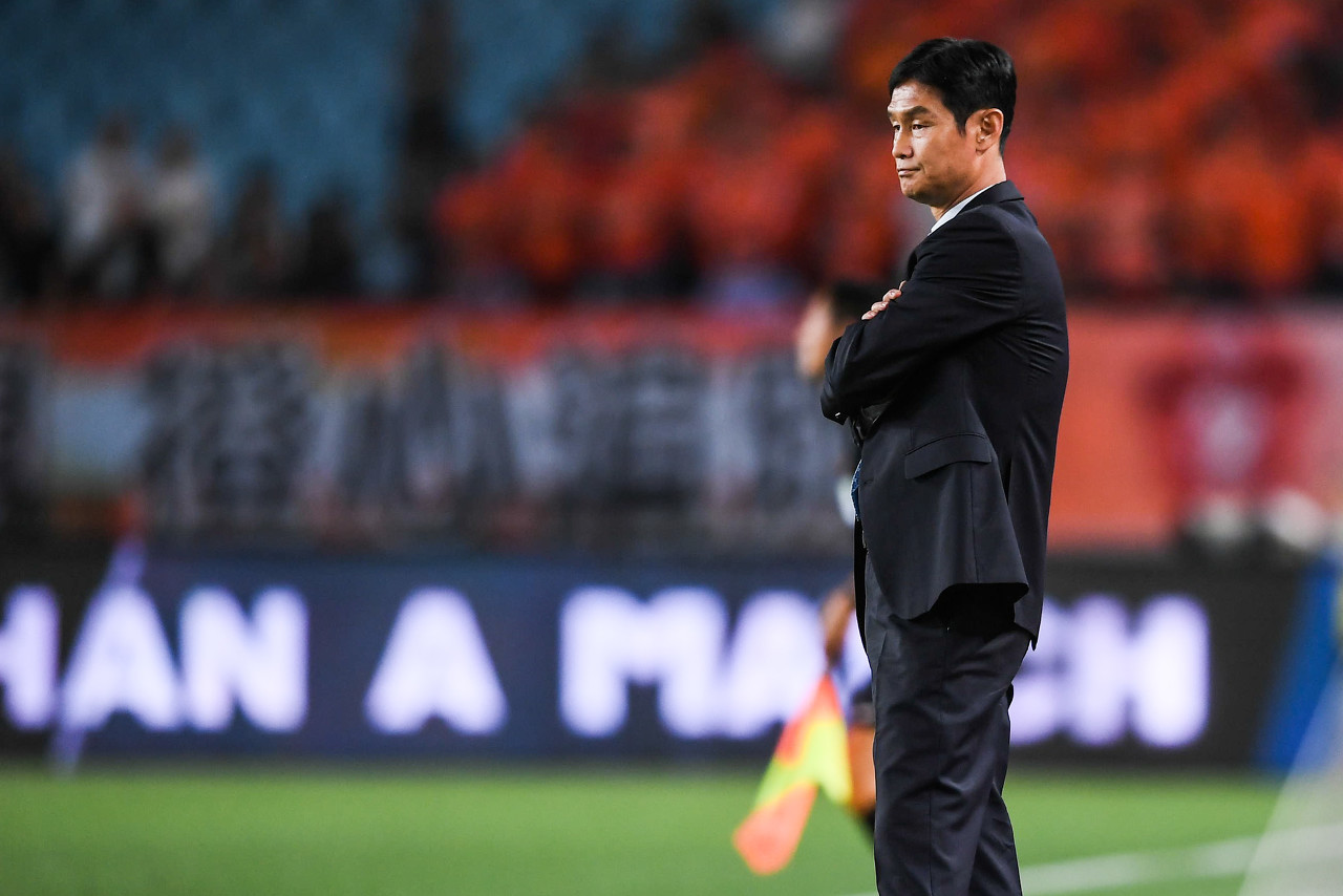 官方:崔龙洙从江原fc下课,尹晶焕接过帅位