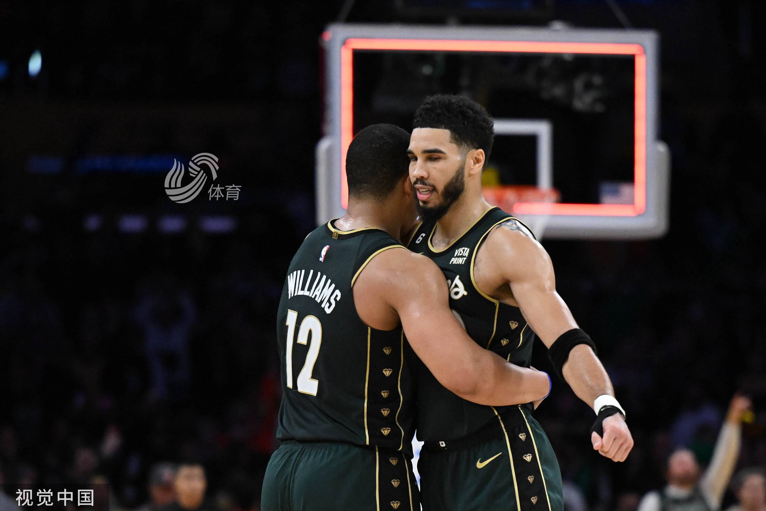 今晚19:20!锁定山东电视体育频道,看nba湖人vs凯尔特人