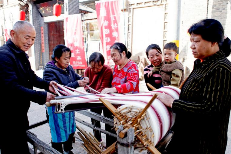 图话丨"丁村土布"织出新"彩"景