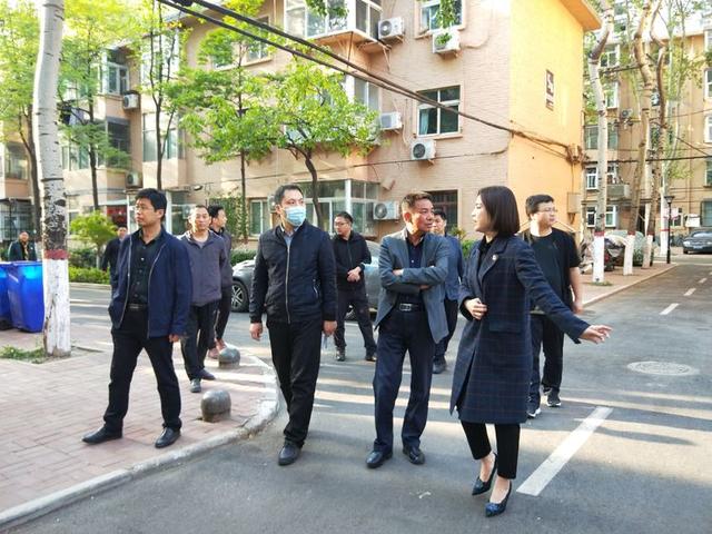 河北省督导调研组到邯郸市复兴区化林路街道建东一社区调研老旧小区