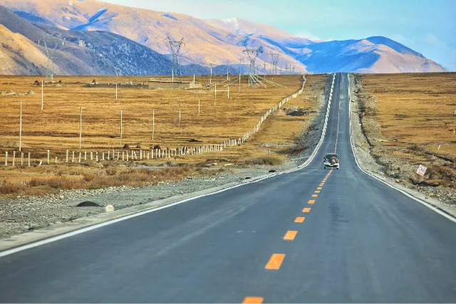 "比记忆还长的路"——记我国最长的公路318国道