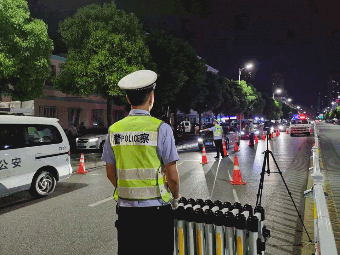 「昨夜,交警在路上」2021.6.21