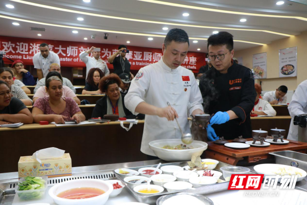 湘味匠人丨专访湘菜大师刘晟:坚守湘菜传承,钻研湖南味道