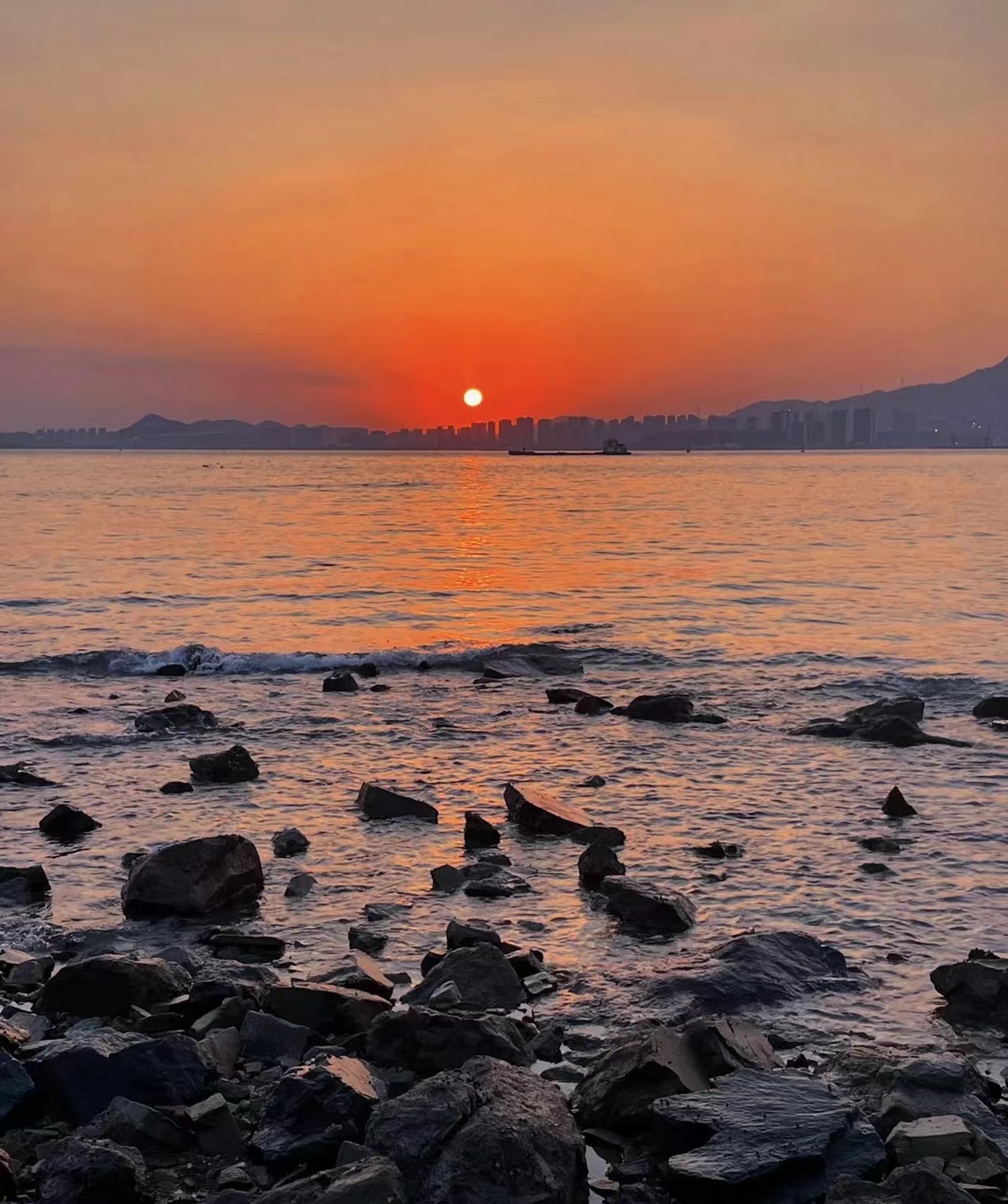 青岛鱼鸣嘴风景区图片