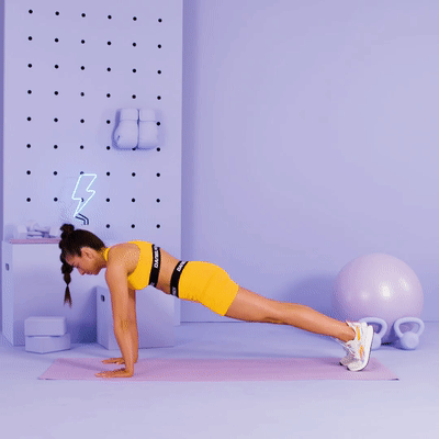 时尚超模教母韩颖华,75岁站在潮流最前沿,窈窕身材真显年轻!