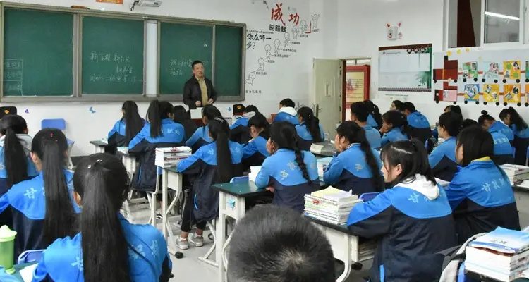 镇江一职高有什么专业