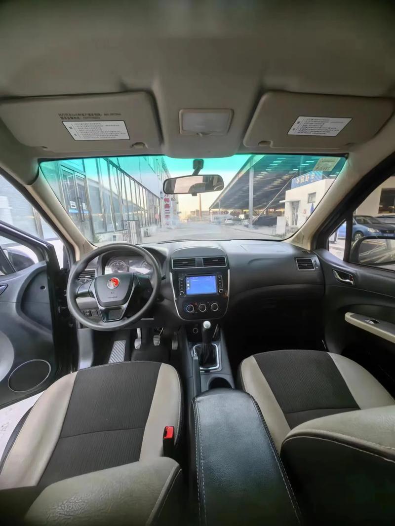 东风风行景逸x3买了有3年了卖掉要多少钱