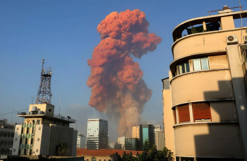 黎巴嫩港口大爆炸图片