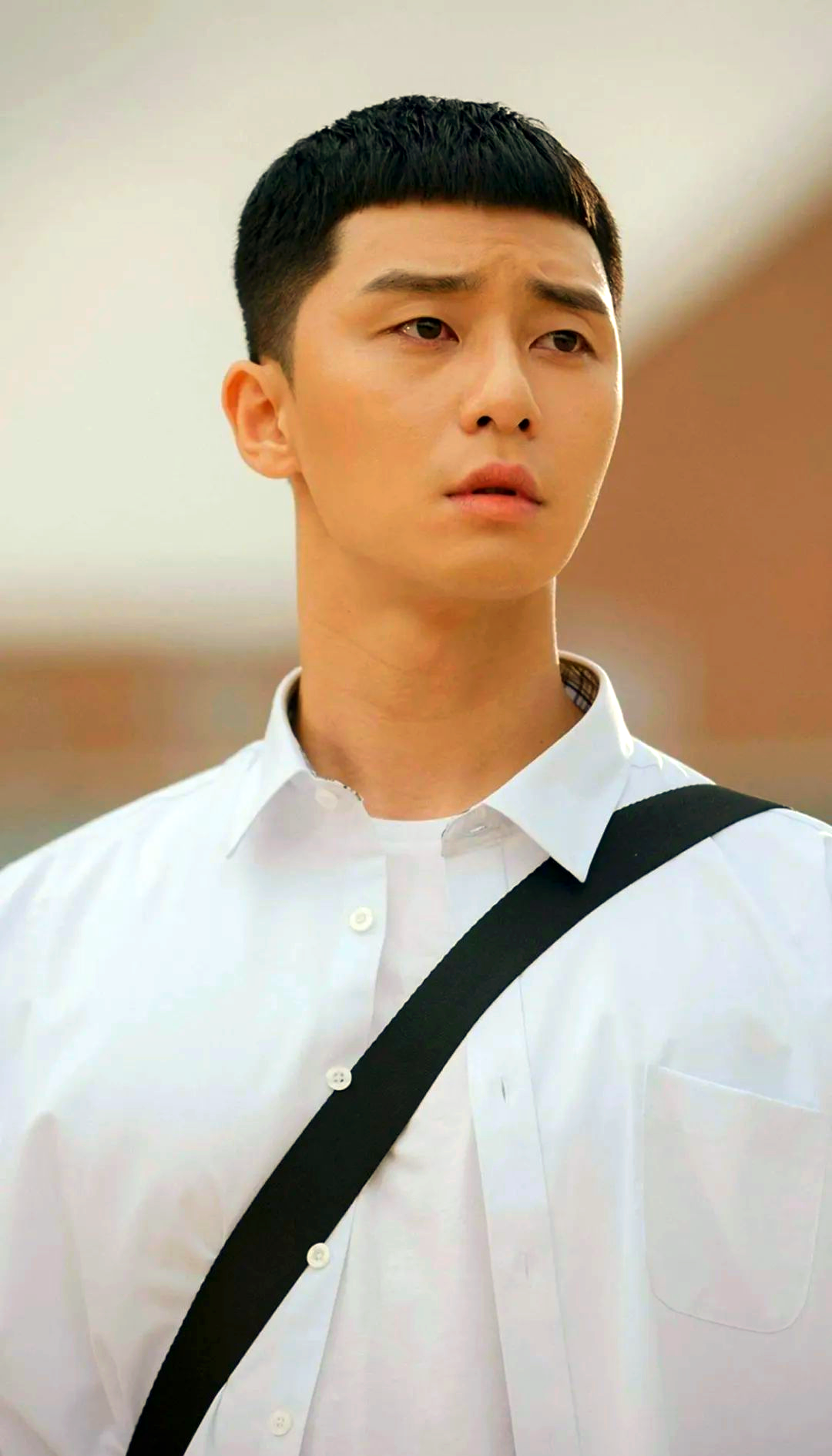 朴叙俊"栗子头"发型,男生们的新宠