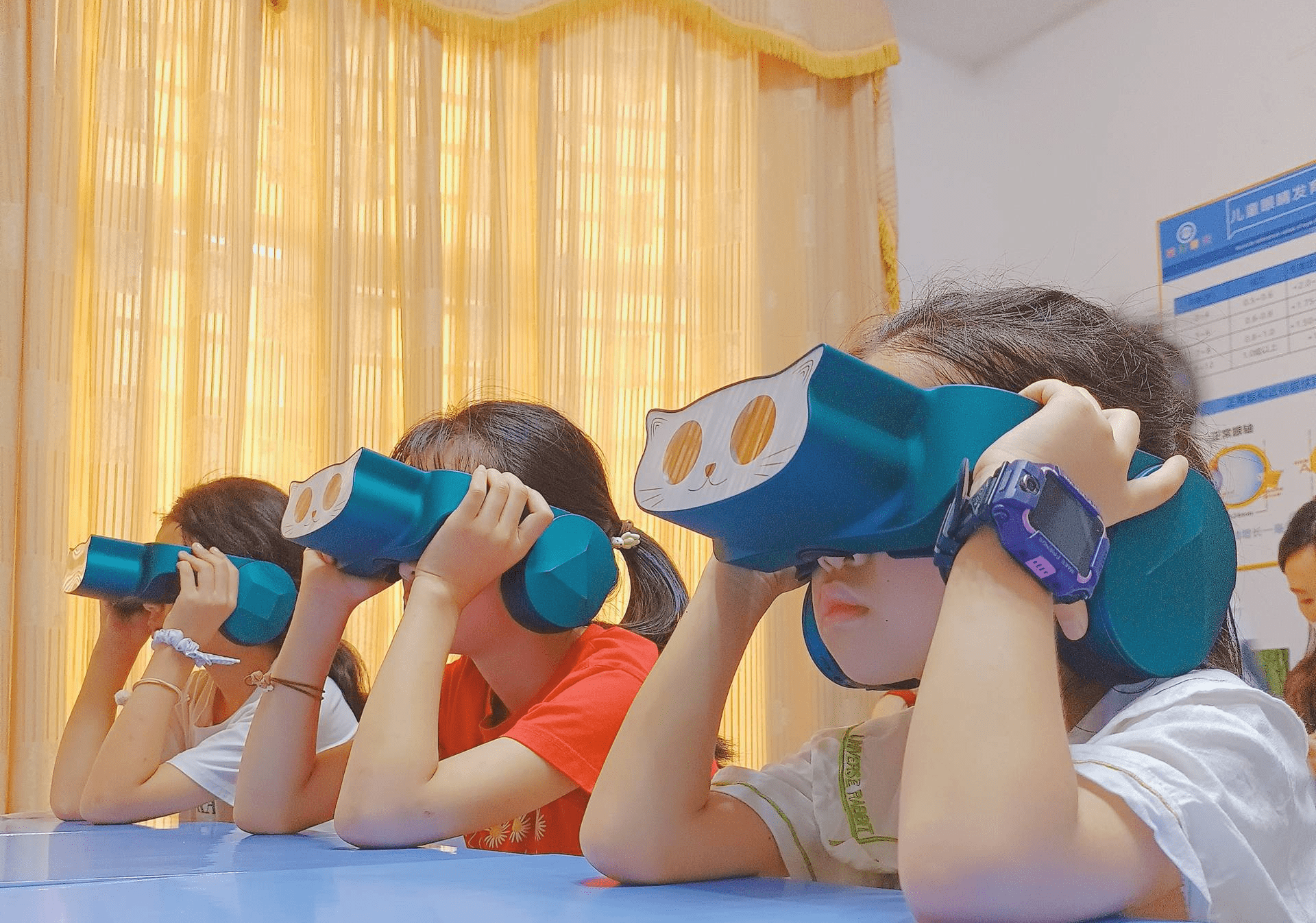 防近视健康书房:做好综合视力防控训练,帮助孩子远离近视