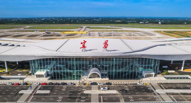 海南航空,東海航空等19家航空公司開通執飛宜昌航線,三峽機場國內客運