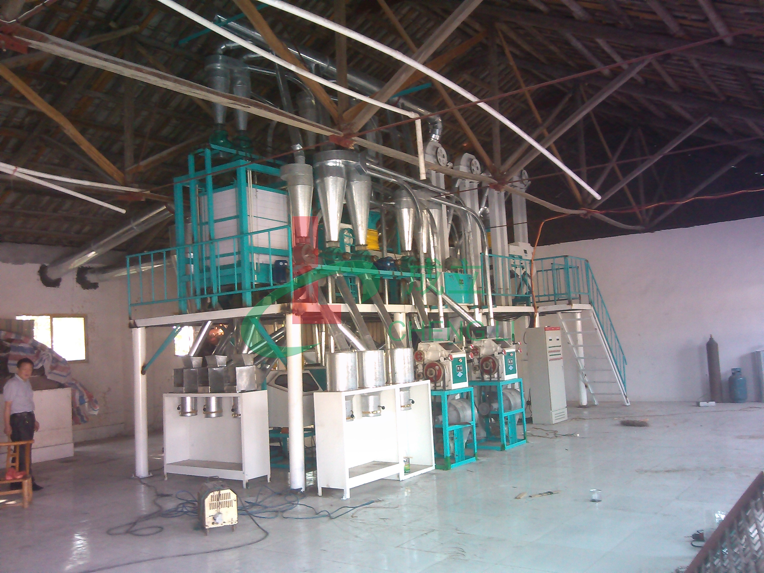 酒泉15-20吨玉米加工面粉设备自动化控制趋于较高水平