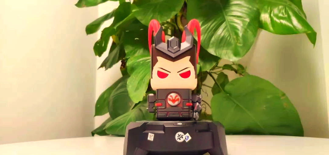 王者荣耀智能机器人发布:吕布造型与创新功能齐辉