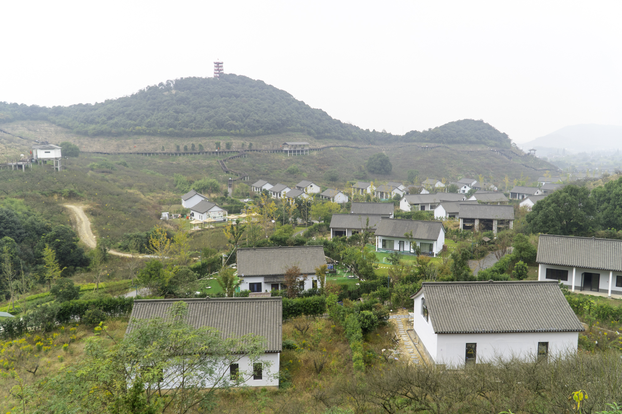 湖州周边一日游,骑马高空漂流样样有,原乡小镇给你一个完美假期