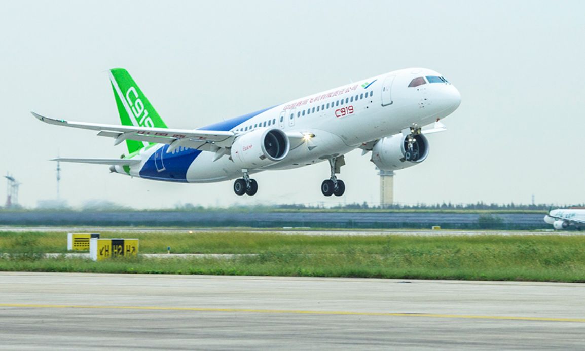 c919飞机起飞视频