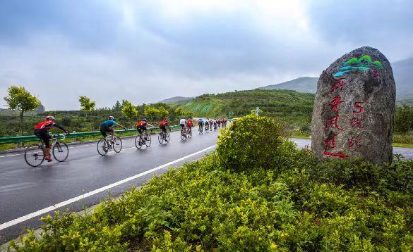 五莲:一条公路串起万千生态美景