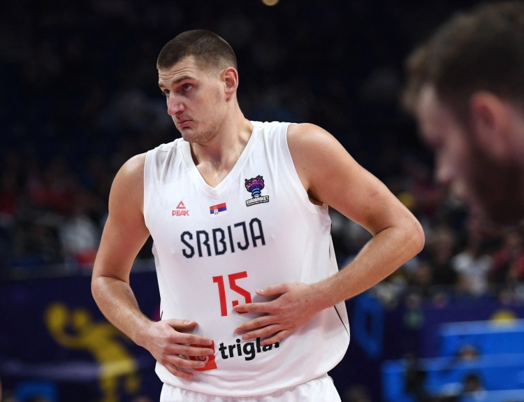 打着玩!约基奇20分钟2分9板10助 塞尔维亚奥运热身赛轻取荷兰
