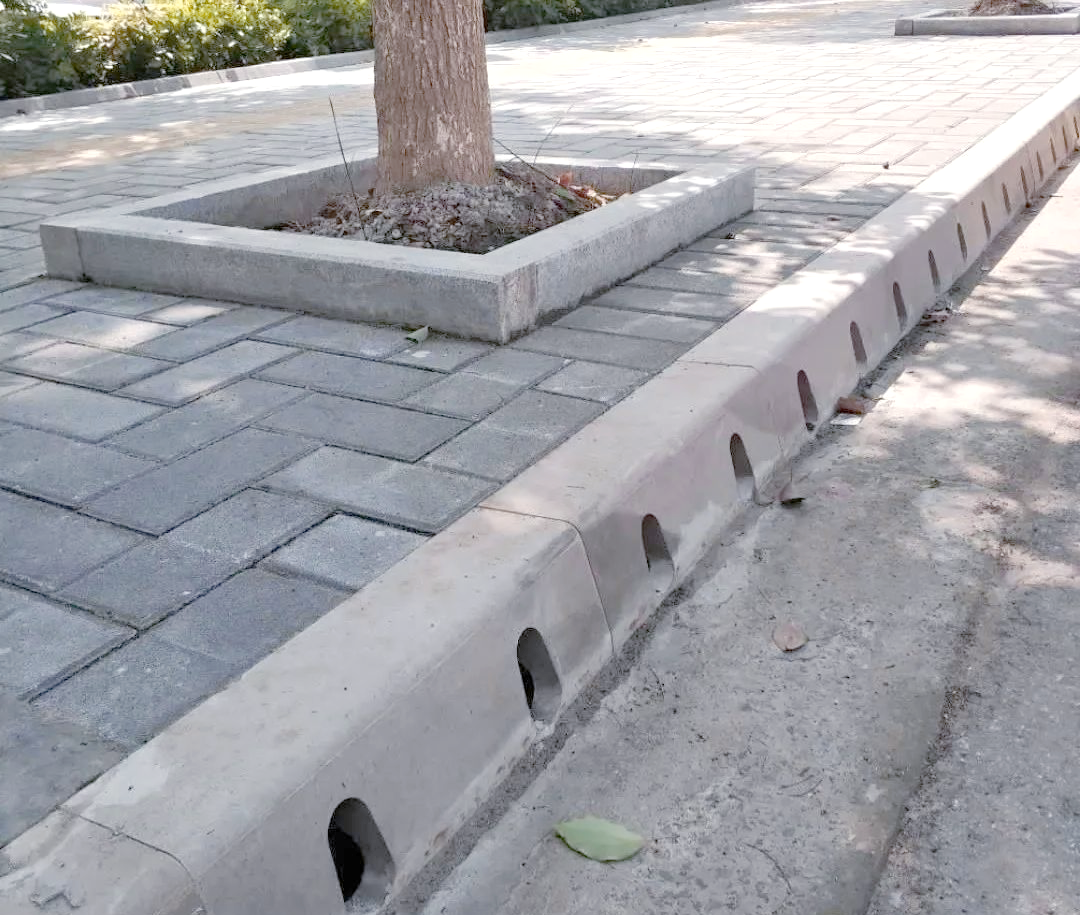 路缘石排水系统一种创新的路边排水解决方案,整体采用树脂混凝土材质