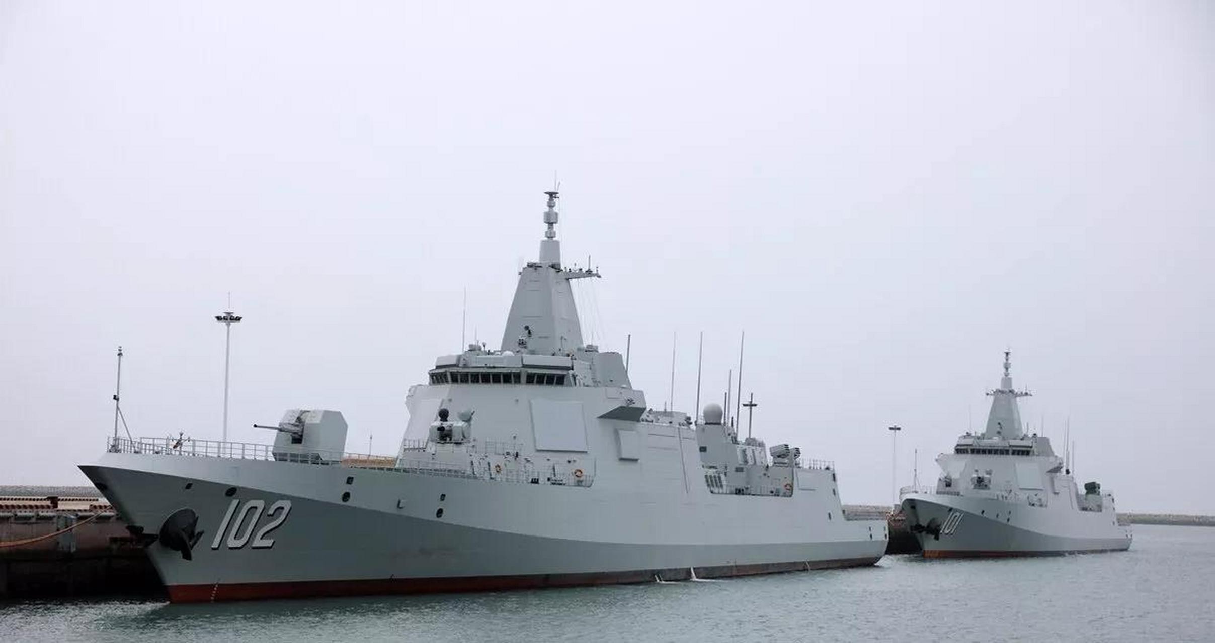 中国第五艘航母开工,护卫都是055舰艇 近期,防务媒体报道,我国的大连