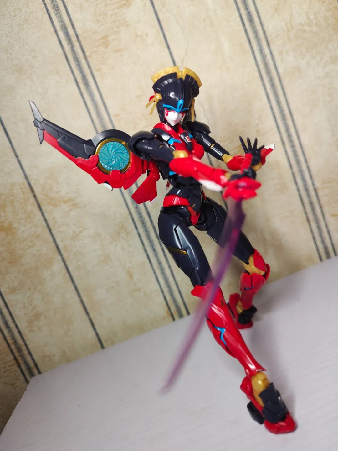 回眸一笑百媚生——千值练风雷模型拼装风刃开箱测评