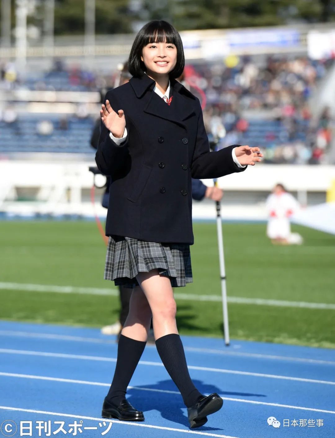 茅岛水树任足球大赛应援manager 着水手服参加