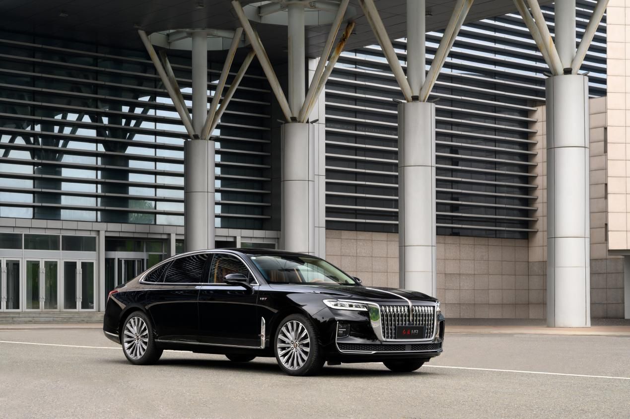 红旗h9上市两周年 红旗携手杨明洁以设计致敬美好生活