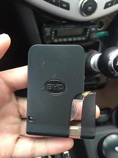 比亚迪f3一键启动车钥匙不灵敏怎么办?