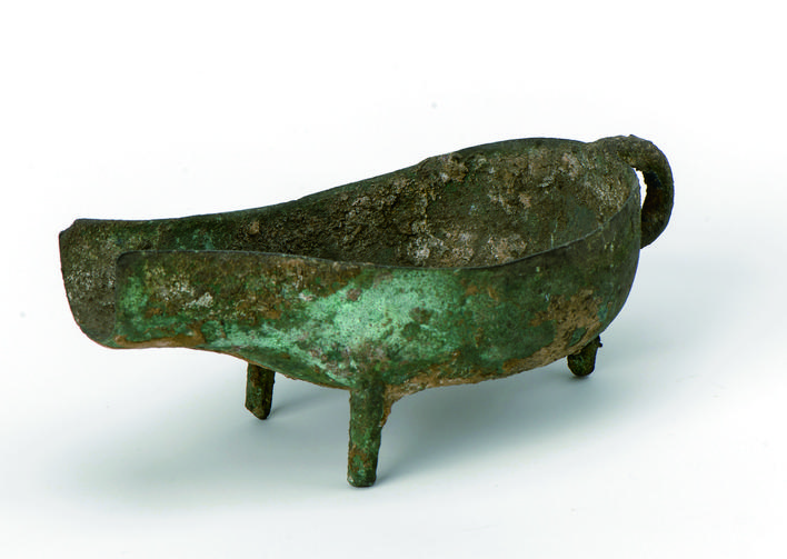 "器以藏礼"的青铜匜