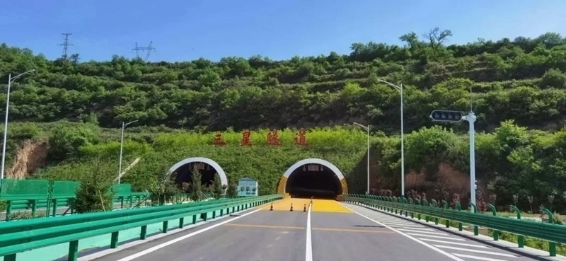 大道越山川 善建筑坦途——写在彭大高速公路第一阶段建成通车之前