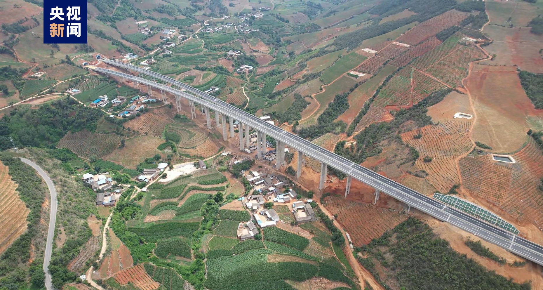 宾鹤高速公路图片