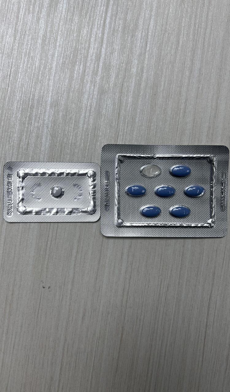 我老公32岁,特别喜欢吃达泊西汀,其实他身体素质还好,经常跑步锻炼