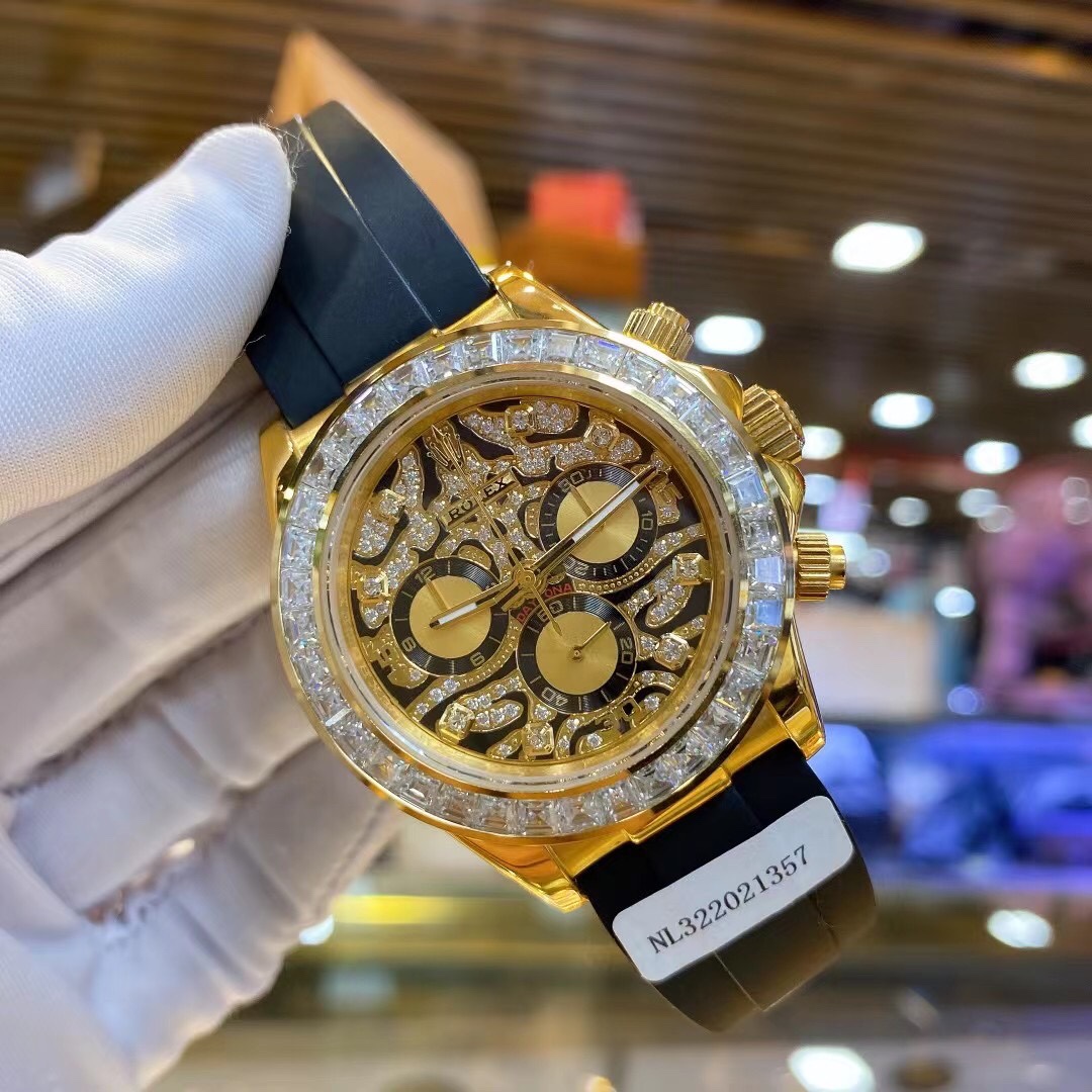 气质帅气老虎金迪腕表